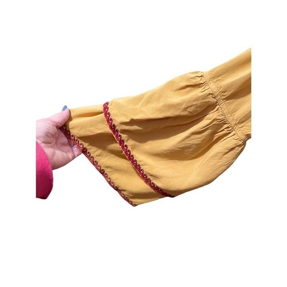 Solitaire‎ Women's Boho Peasant Bell Sleeve Blouse Top Floral Embroidered Small - Picture 3 of 8